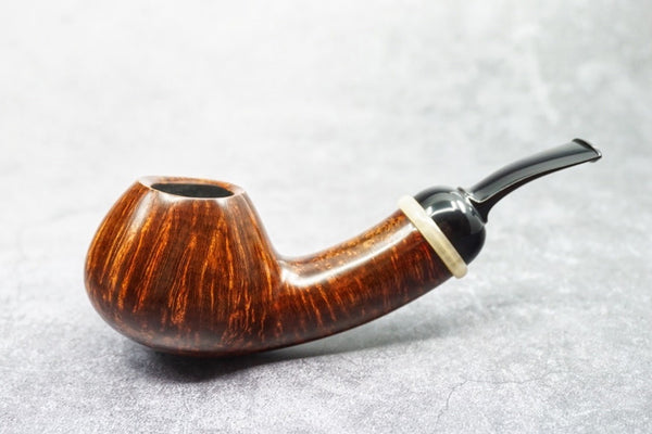 Smooth bent apple - snow3year